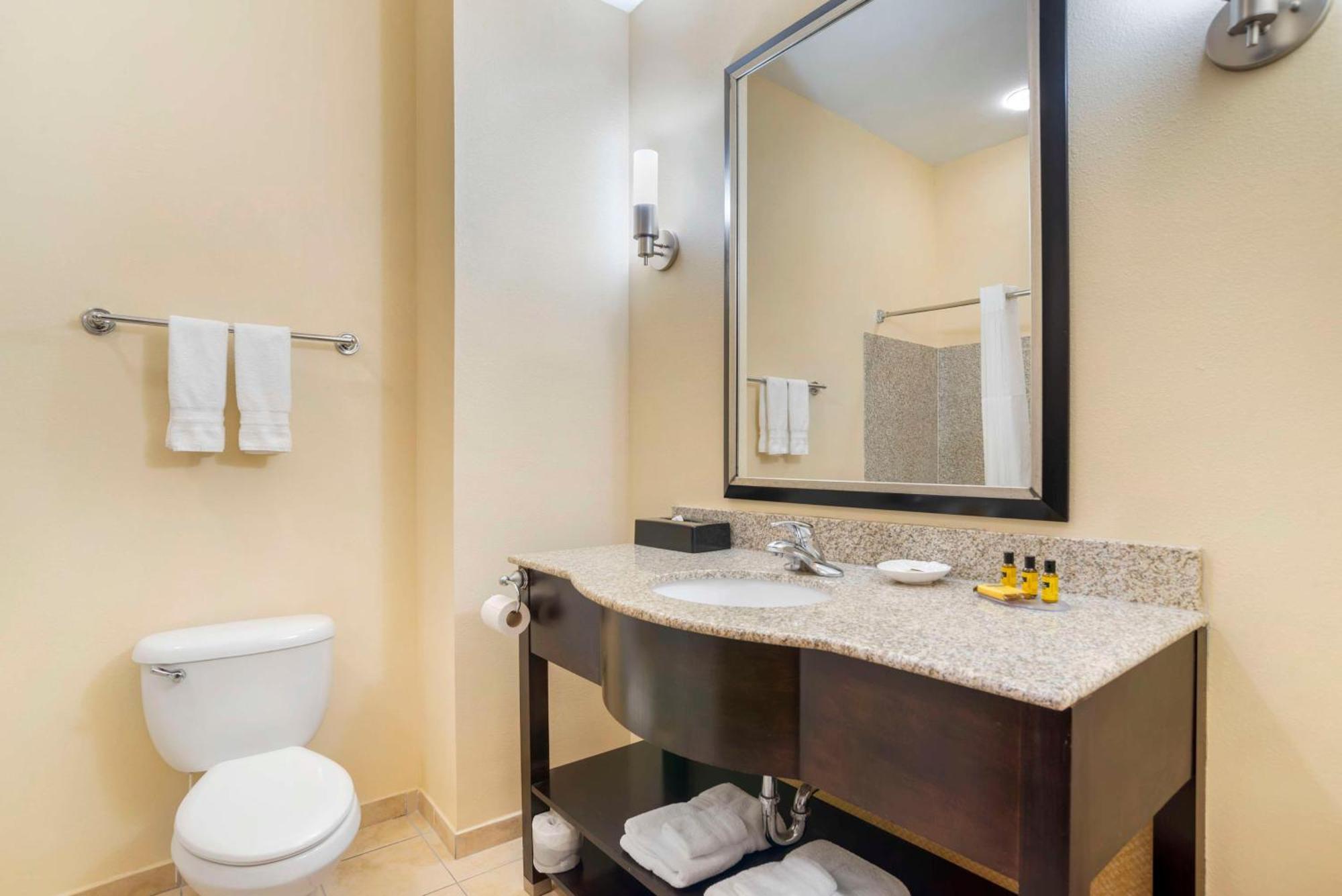 Best Western Plus Flowood Inn & Suites Eksteriør billede